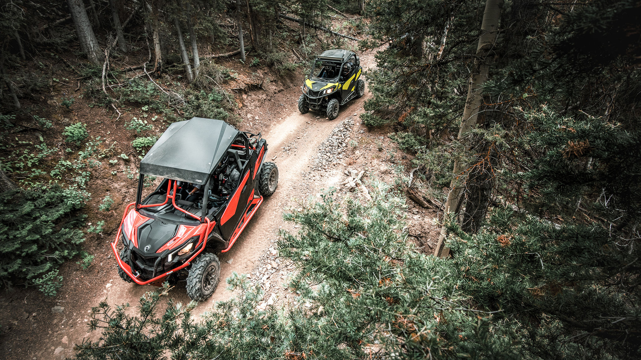  Can-Am Maverick Trail 50 in breiten Trails