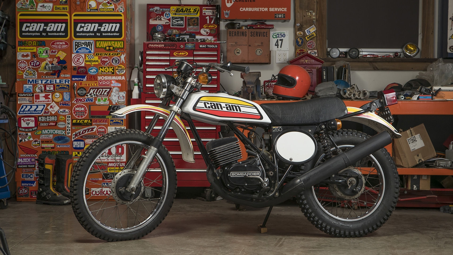 Classic 1975 Can-Am TNT Motocross