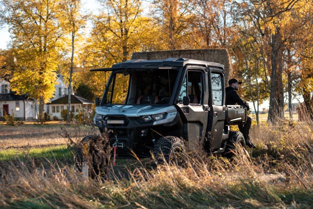 Joacim Rickling med sin Can-Am Traxter