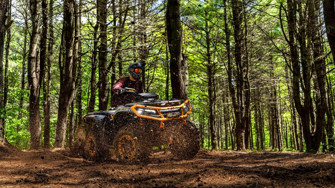 Can-Am Outlander XT-P 1000R w akcji — gama Can-Am ATV 2027