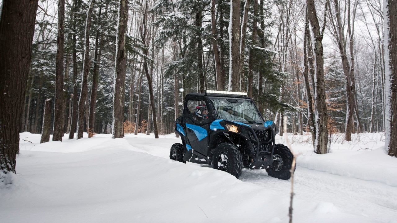 Aventures d'hiver pour véhicules tout-terrain avec lot de 2 chaînes à neige  de qualité supérieure pour pneus de VTT / UTV / Go Kart / Buggy – Traction