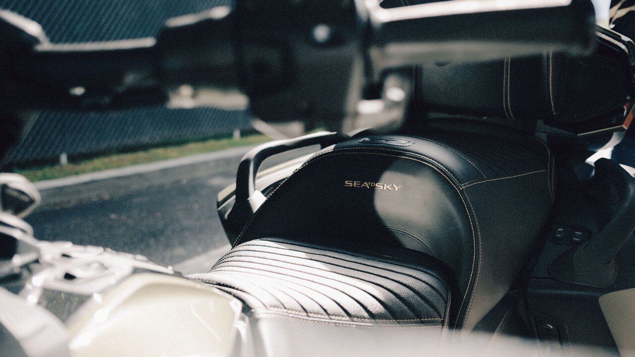 Can-Am Spyder RT comfort seat