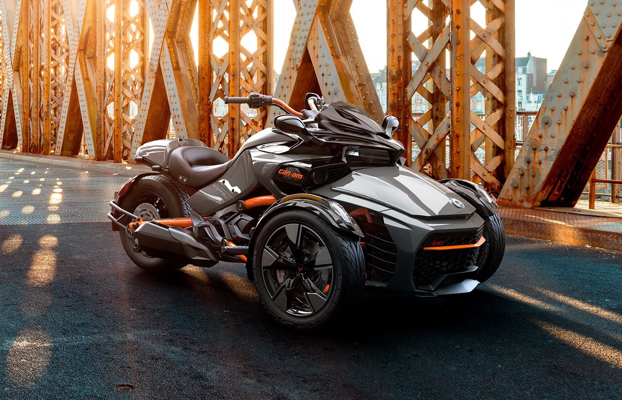 Can-Am On-Road Spyder F3