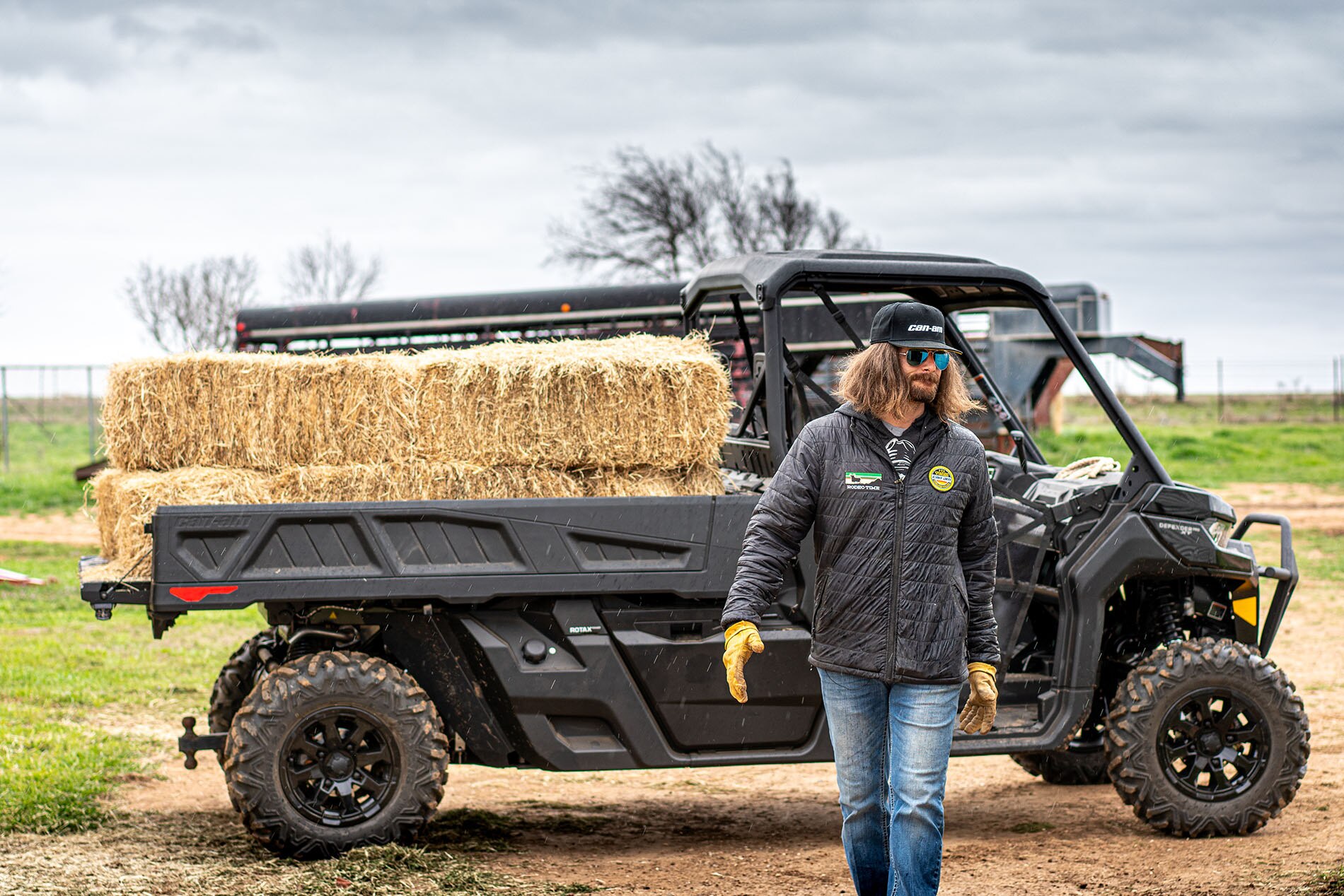 Dale Brisby shows you how the Can-Am Defender PRO is made to haul
