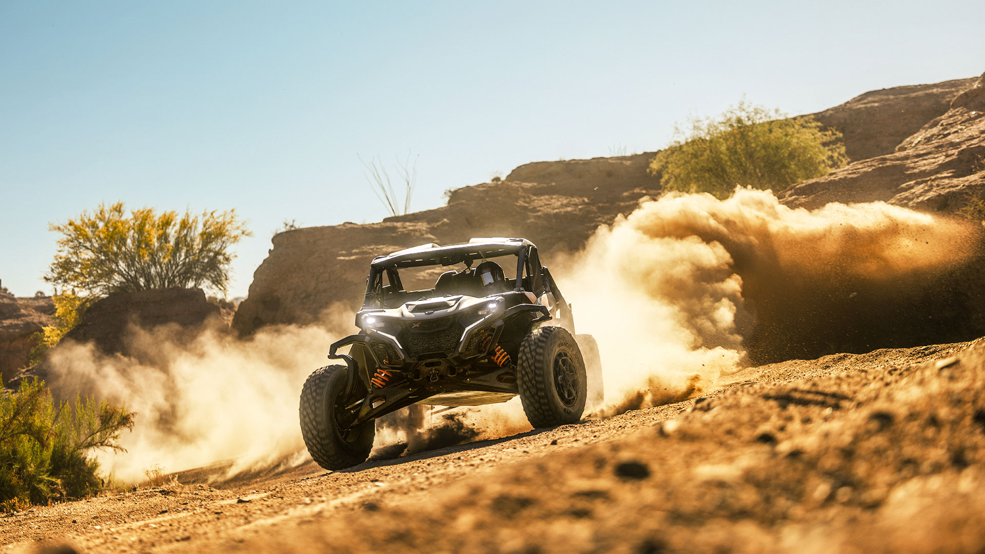 Side-by-Side Dune Riding: Tips for Driving on the Sand with Confidence