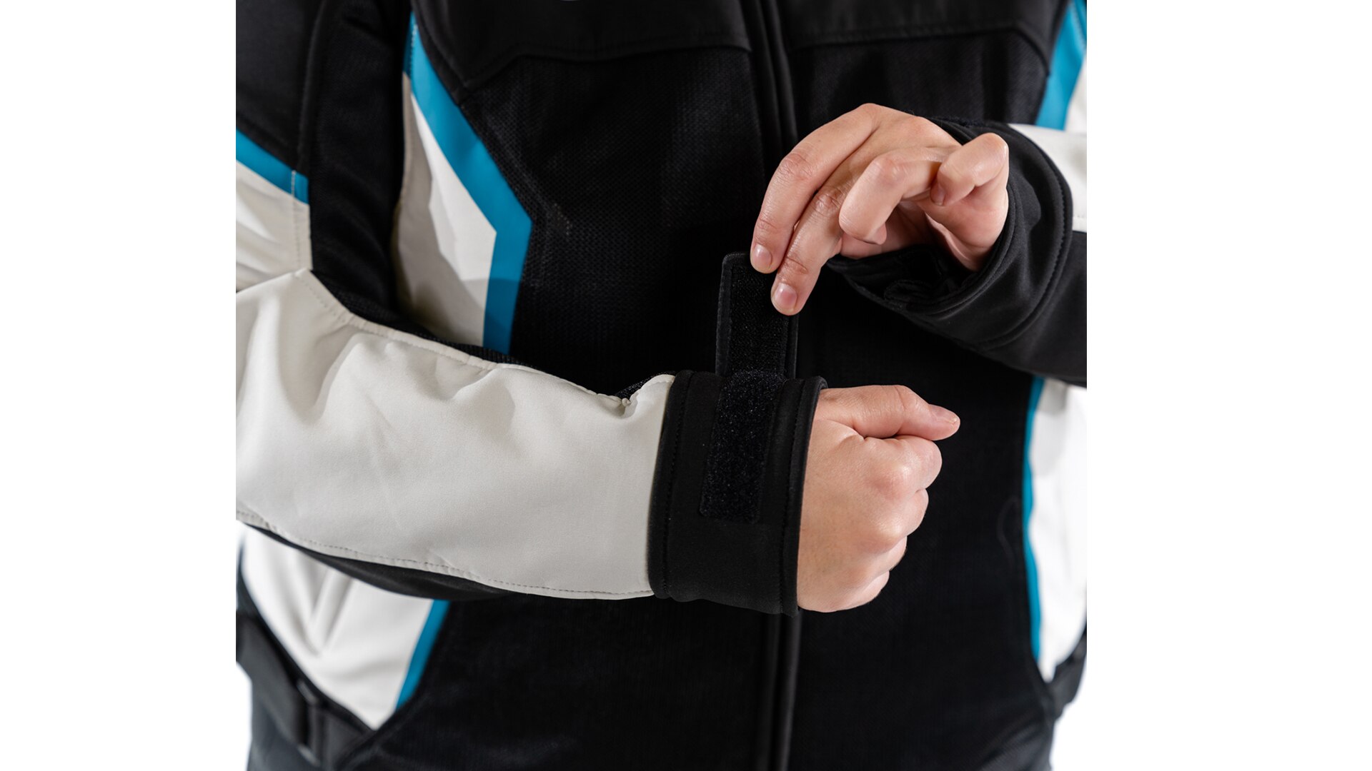 Choosing inclusive riding gear for 3wheel rides CanAm OnRoad