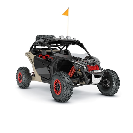 Can-Am Maverick X3 side-by-side con accesorios para conducir en dunas