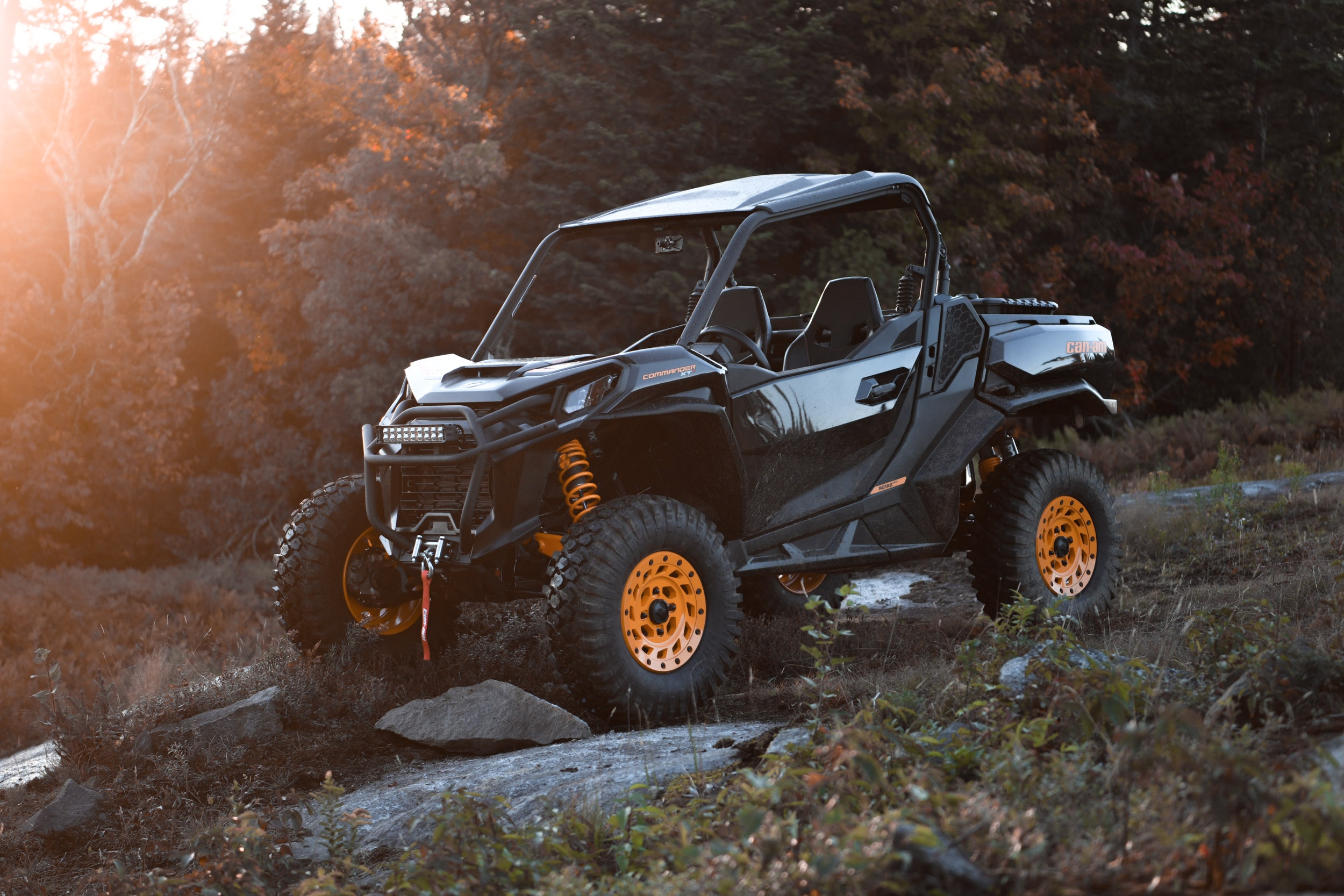 Can-Am Off-Road Commander 2021 Side by side vehicle cottage, trail, work, play