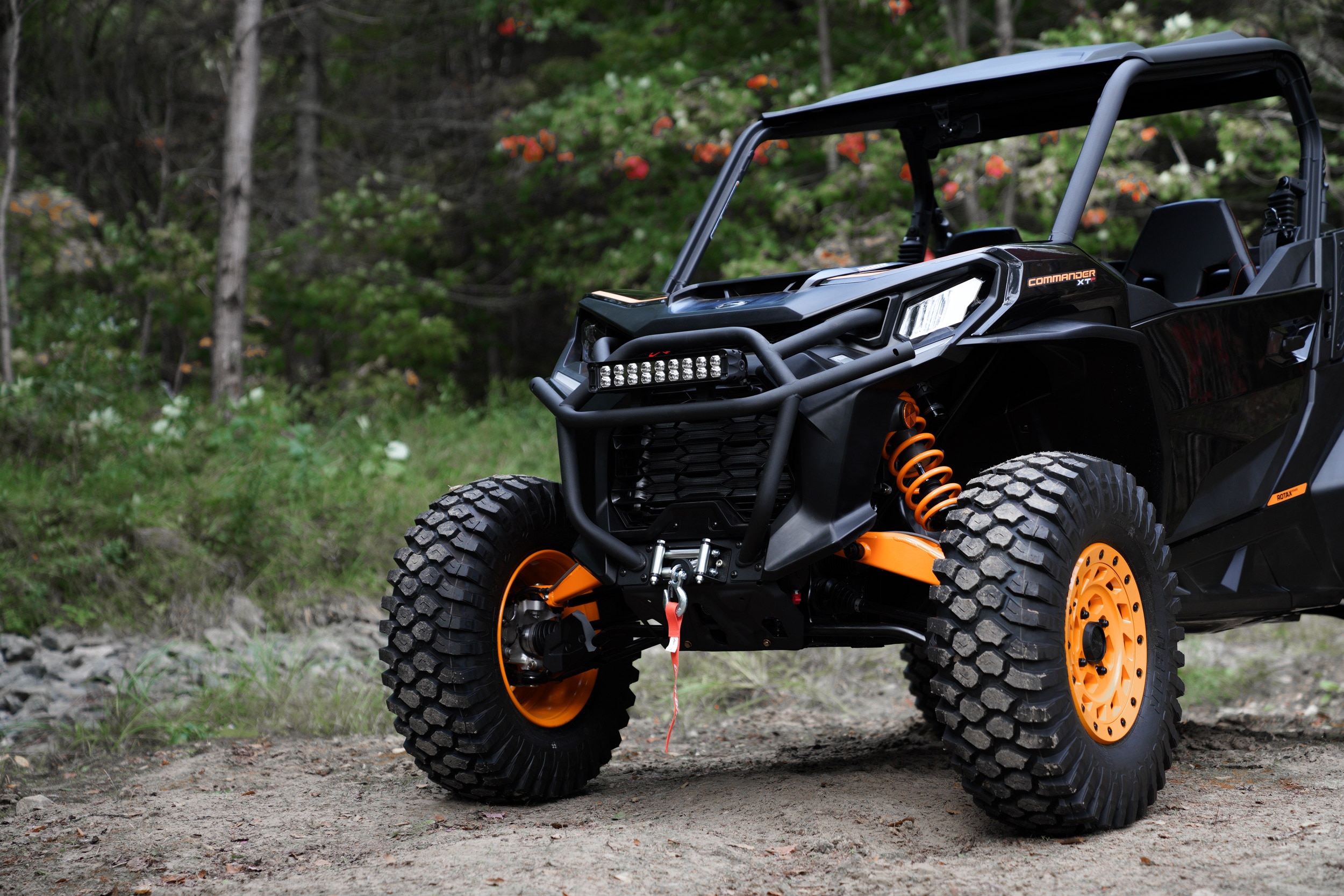 Can-Am Off-Road Commander 2021 Side ключ D.E.S.S.