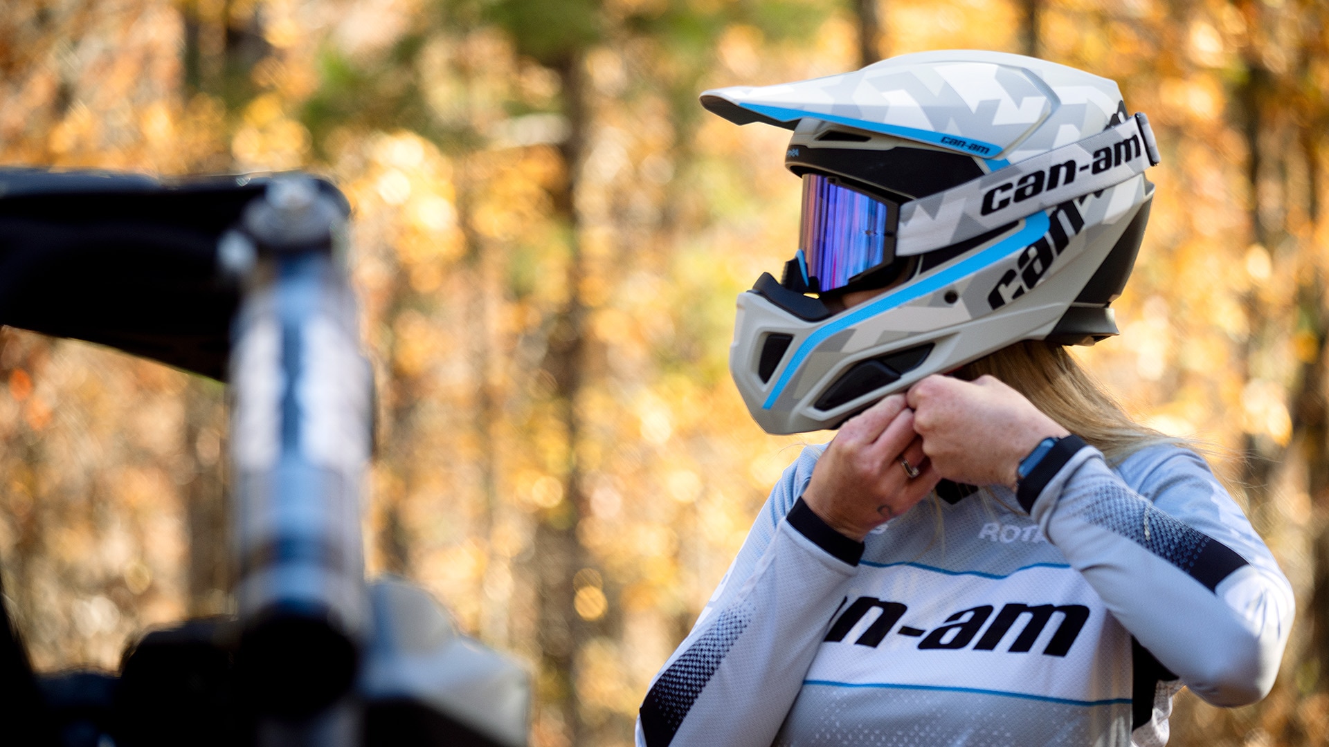 Can-Am rider wearing Can-Am Pyra helmets and goggles