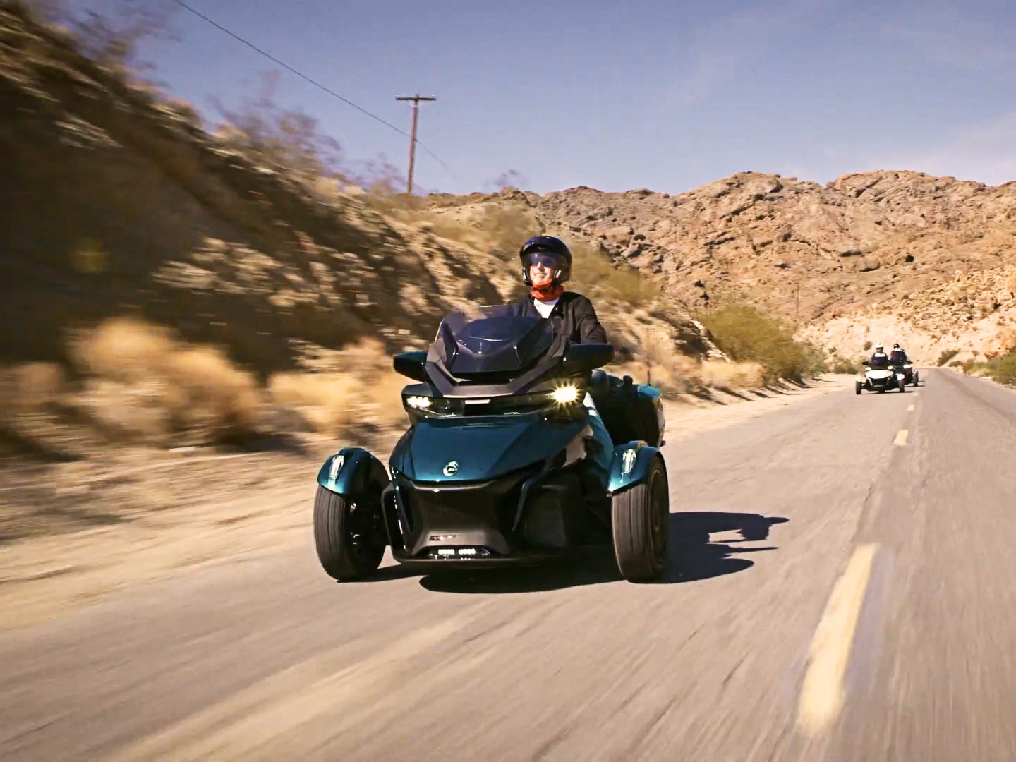 Tom Dorcey riding Can-Am Spyder with his friends