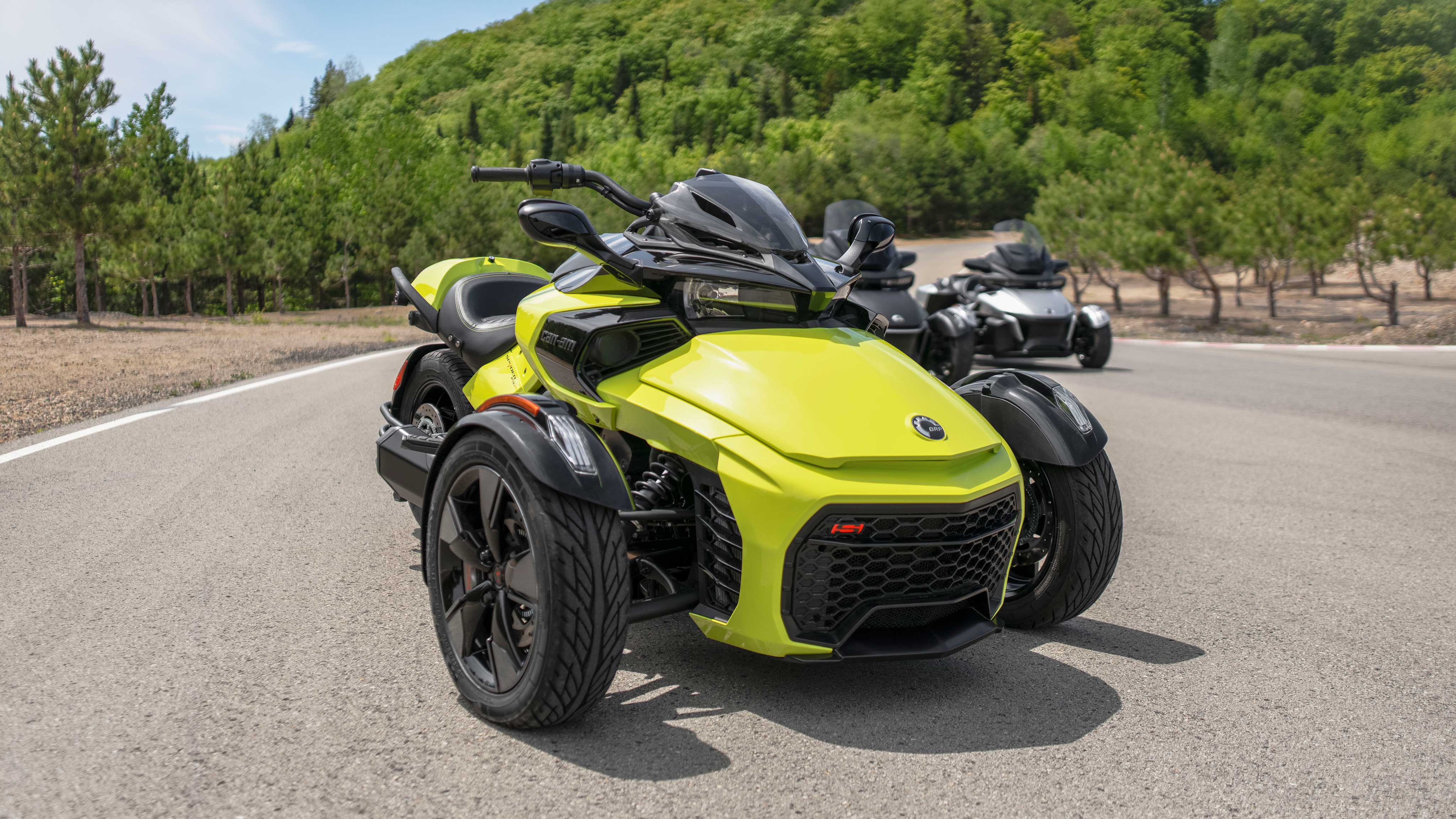 Front view of a Spyder F3-S